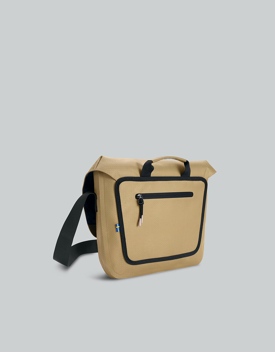 Lightweight Duoseal Messenger 14"