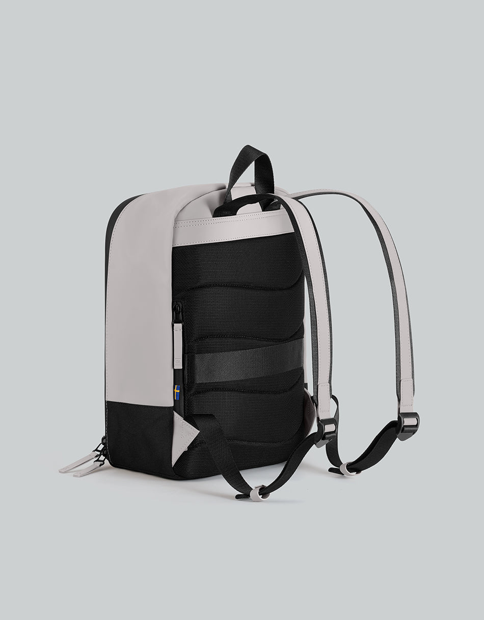 Däsh Daily Backpack 14"