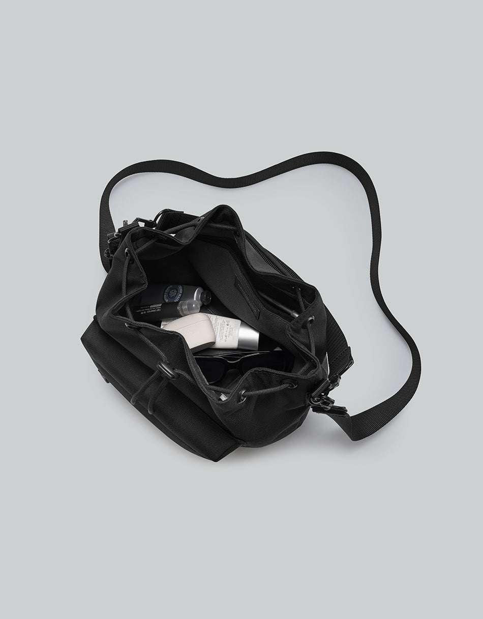 Splash Bucket Crossbody Weave